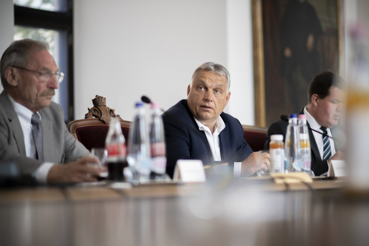 Védelmi tanács Orbán Viktor Pintér Sándor
