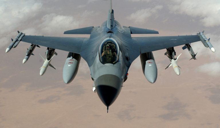 F-16-os vadászgép F16