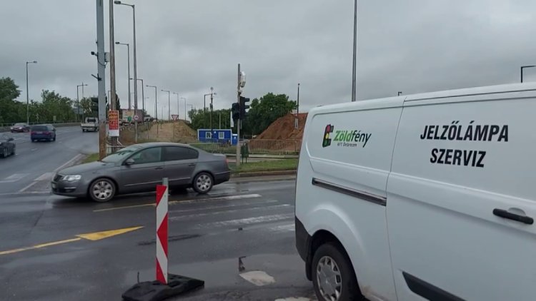 jelzőlámpa nyíregyháza debreceni út