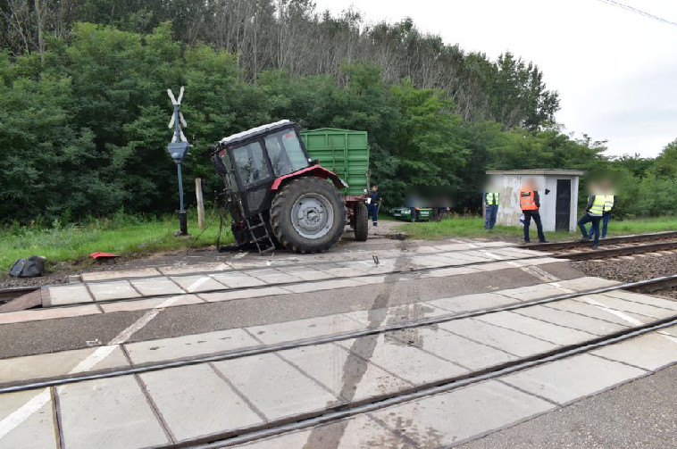 Traktor vonat baleset Bocskaikert