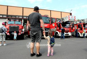 Idén is megnyílnak a szertárkapuk, várják a gyerekeket a szabolcsi tűzoltók
