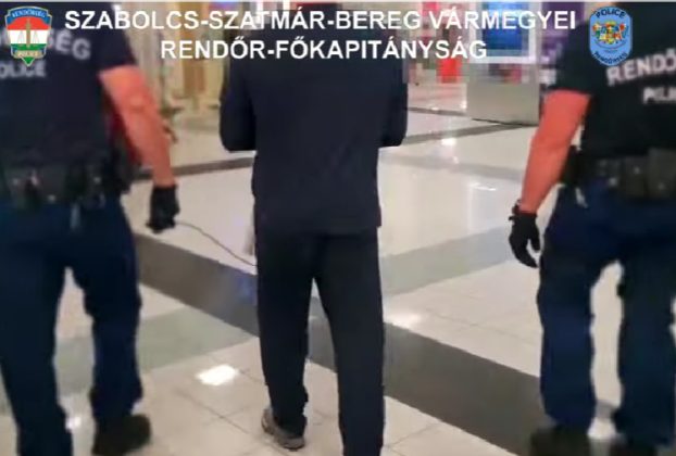Strómanoktól a menedzserig borult a piramis: ukrán-magyar kibercsaló bandát lepleztek le a szabolcsi rendőrök