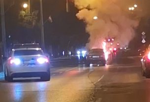 Kigyulladt egy autó Nyíregyházán