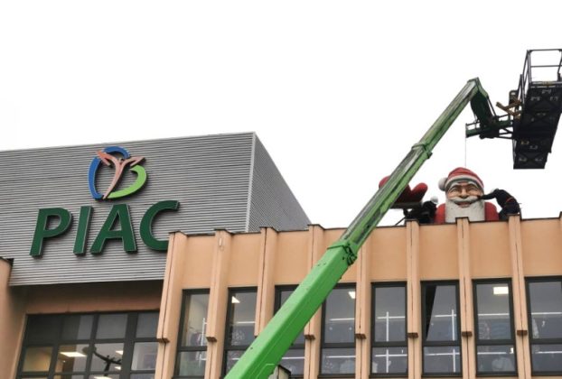 Már integet a nyíregyházi Búza téri piac Mikulása