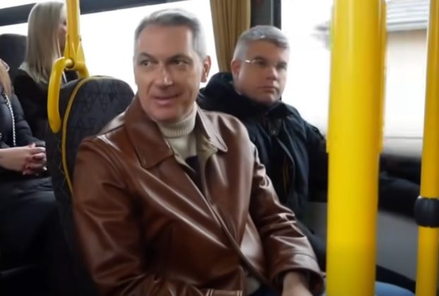 Lázár János leszlovákozott egy felvidéki magyart