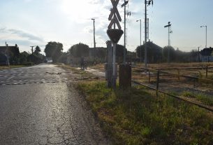 Letörték a vasúti sorompó rúdját Vásárosnaményban