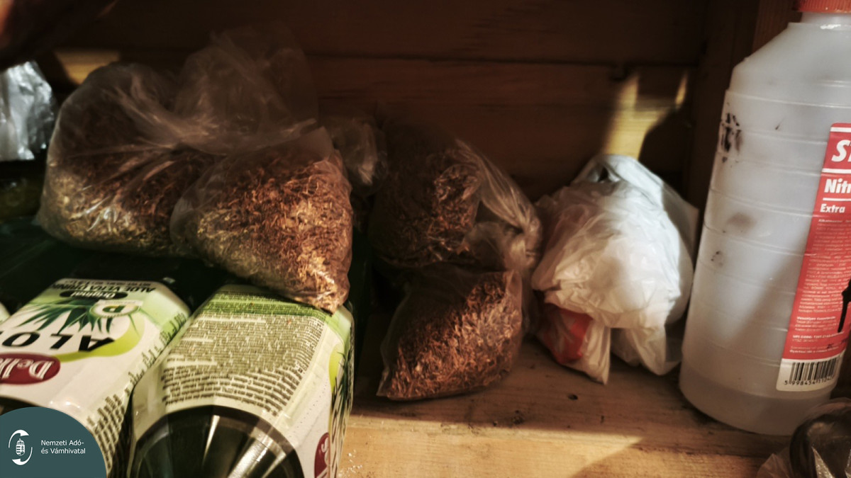 Nem lekvár volt a szabolcsi kamra polcain